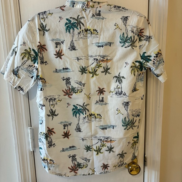 Tropical Print Button-Up - Picture 2 of 4